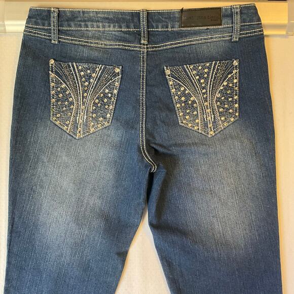 Twentyone Black By Rue21 Women Flared Jeans size 9/10R Blue Mid Rise Stretch - Picture 9 of 11